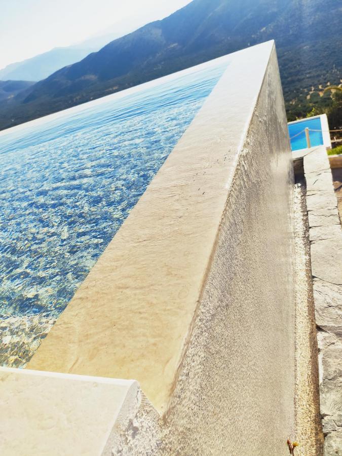 Villa Kefali Kavoúsion Eksteriør billede
